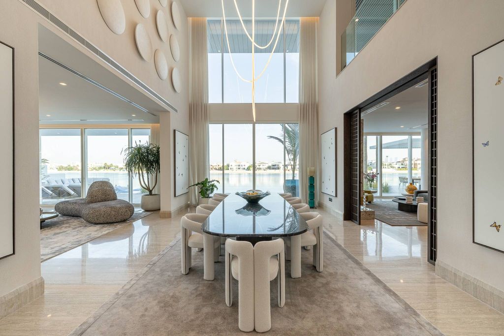 Luxury-Villa-for-sale-in-Dubai2.jpg